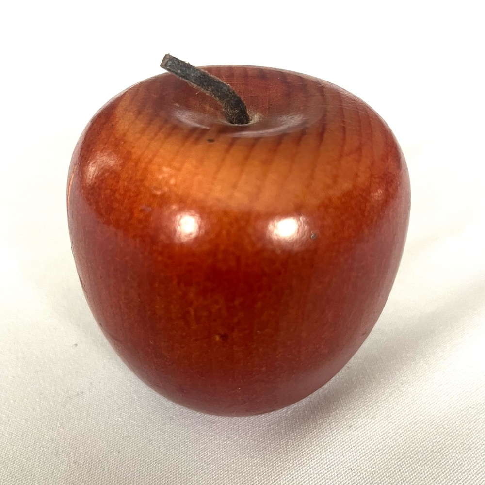 Vintage Wooden Apple Decor